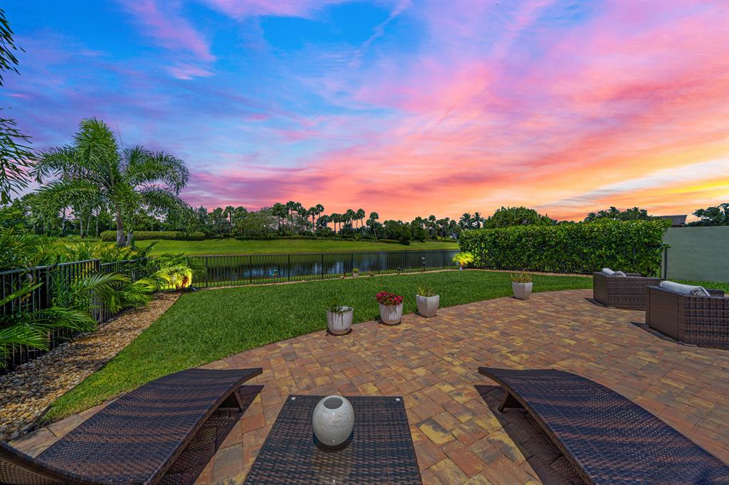 8283 Grand Prix Lane