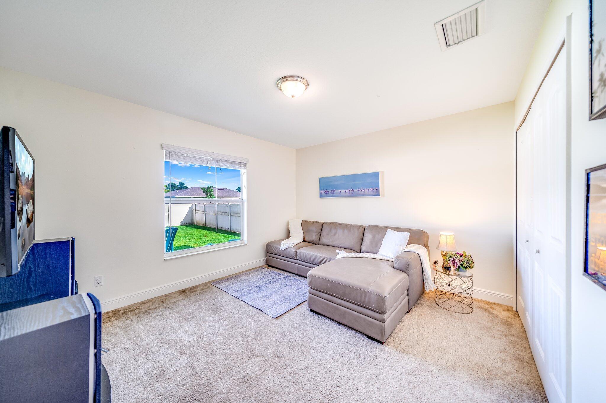 3067 SW Segovia Street