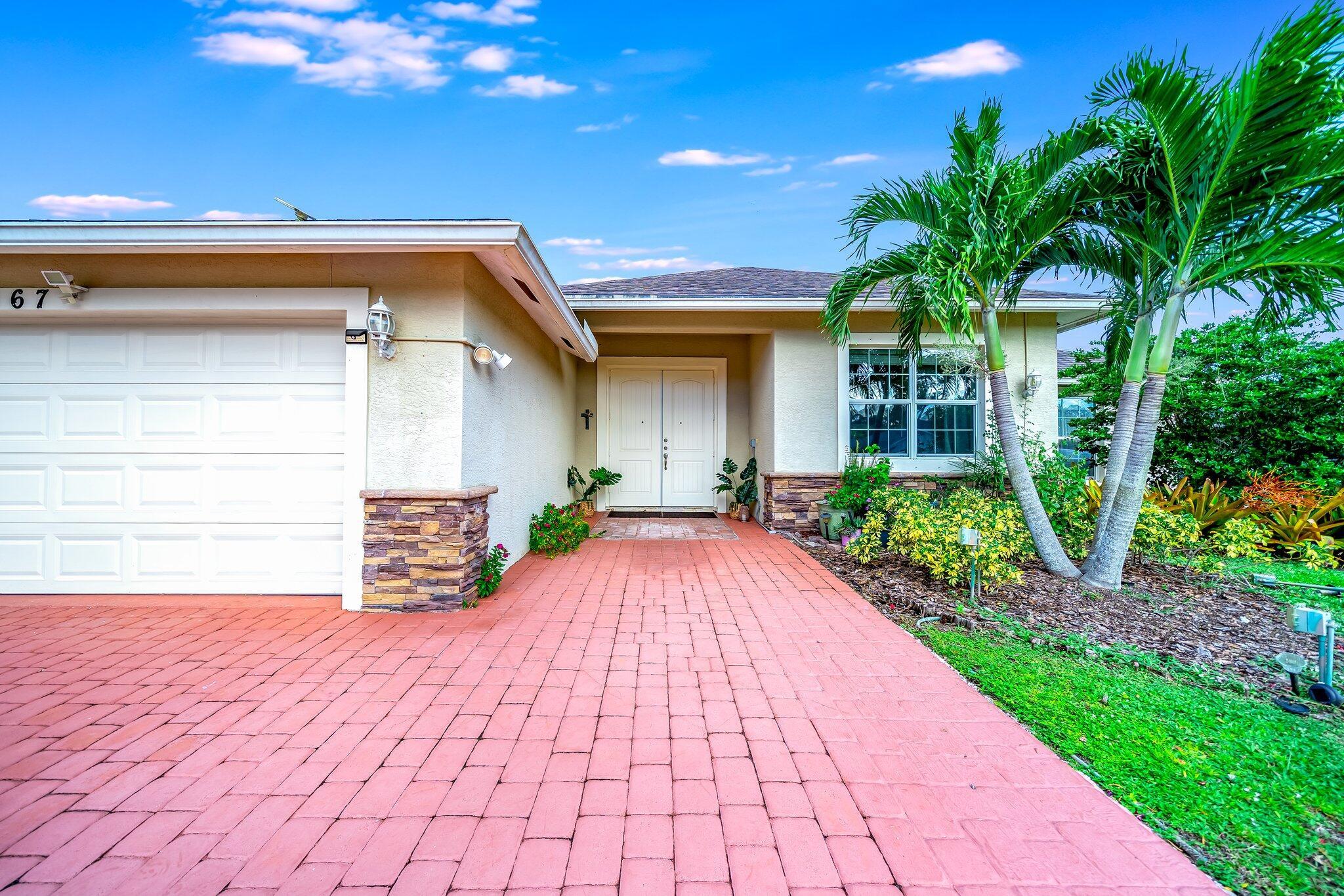 3067 SW Segovia Street