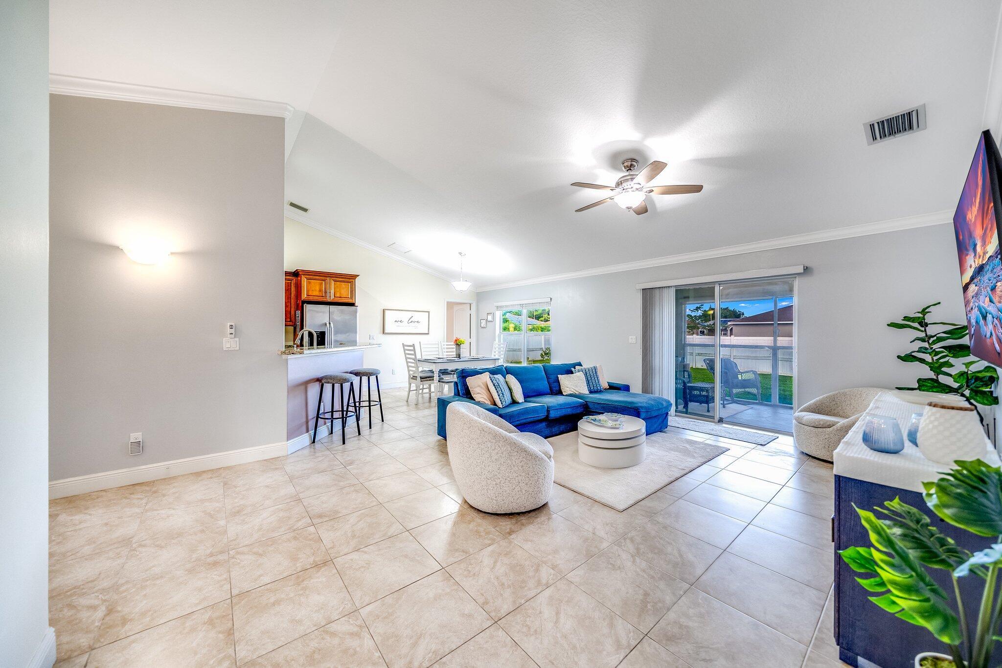 3067 SW Segovia Street