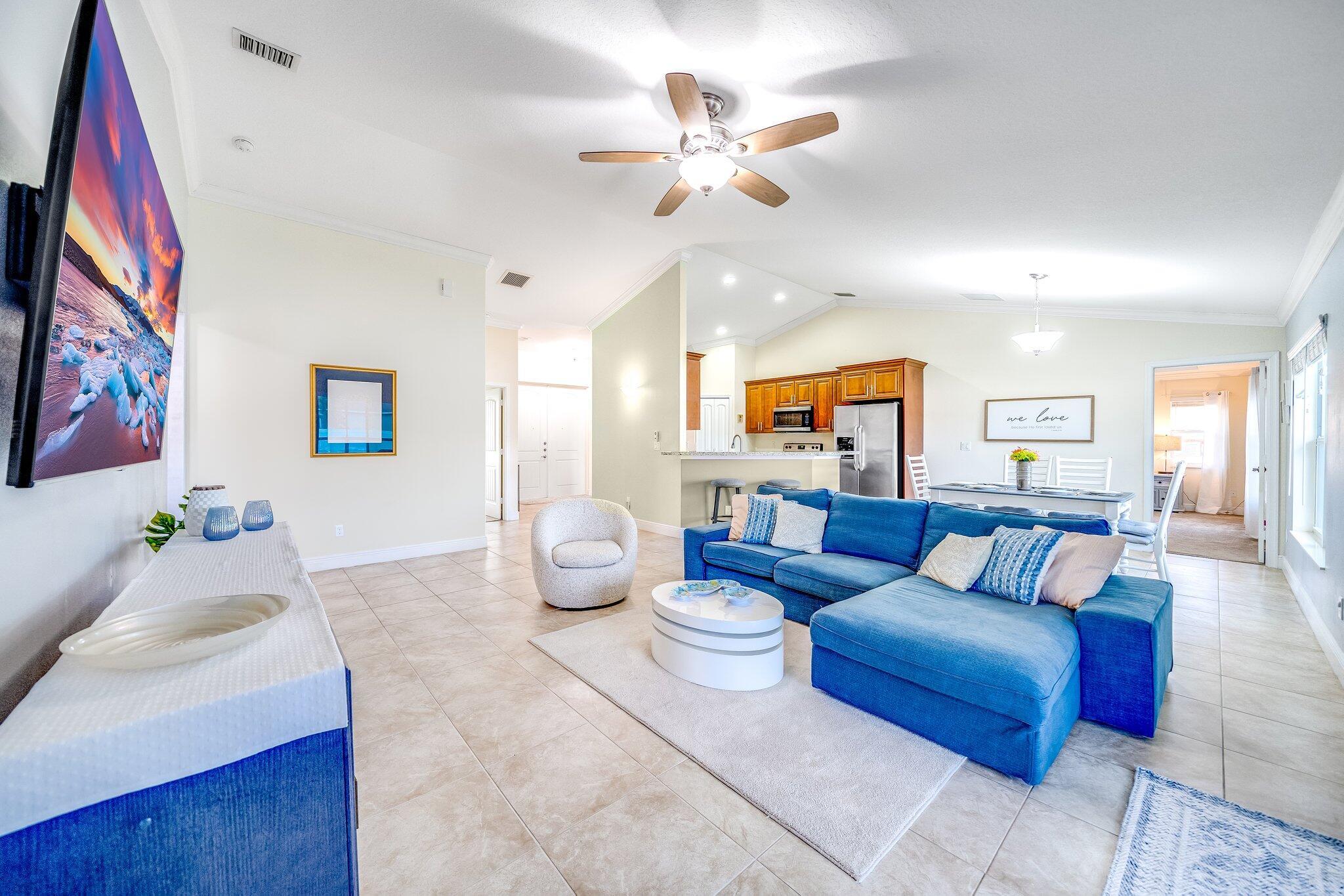 3067 SW Segovia Street