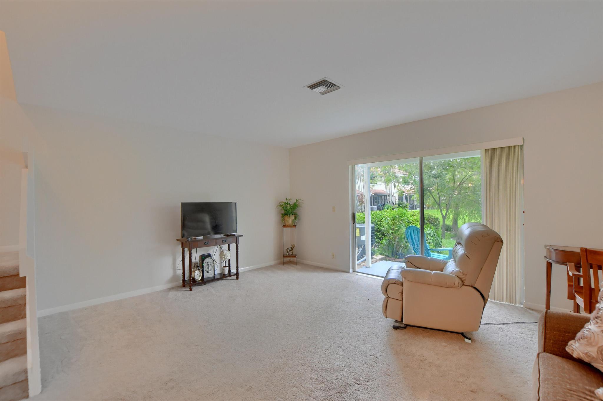 6489 Boca Circle