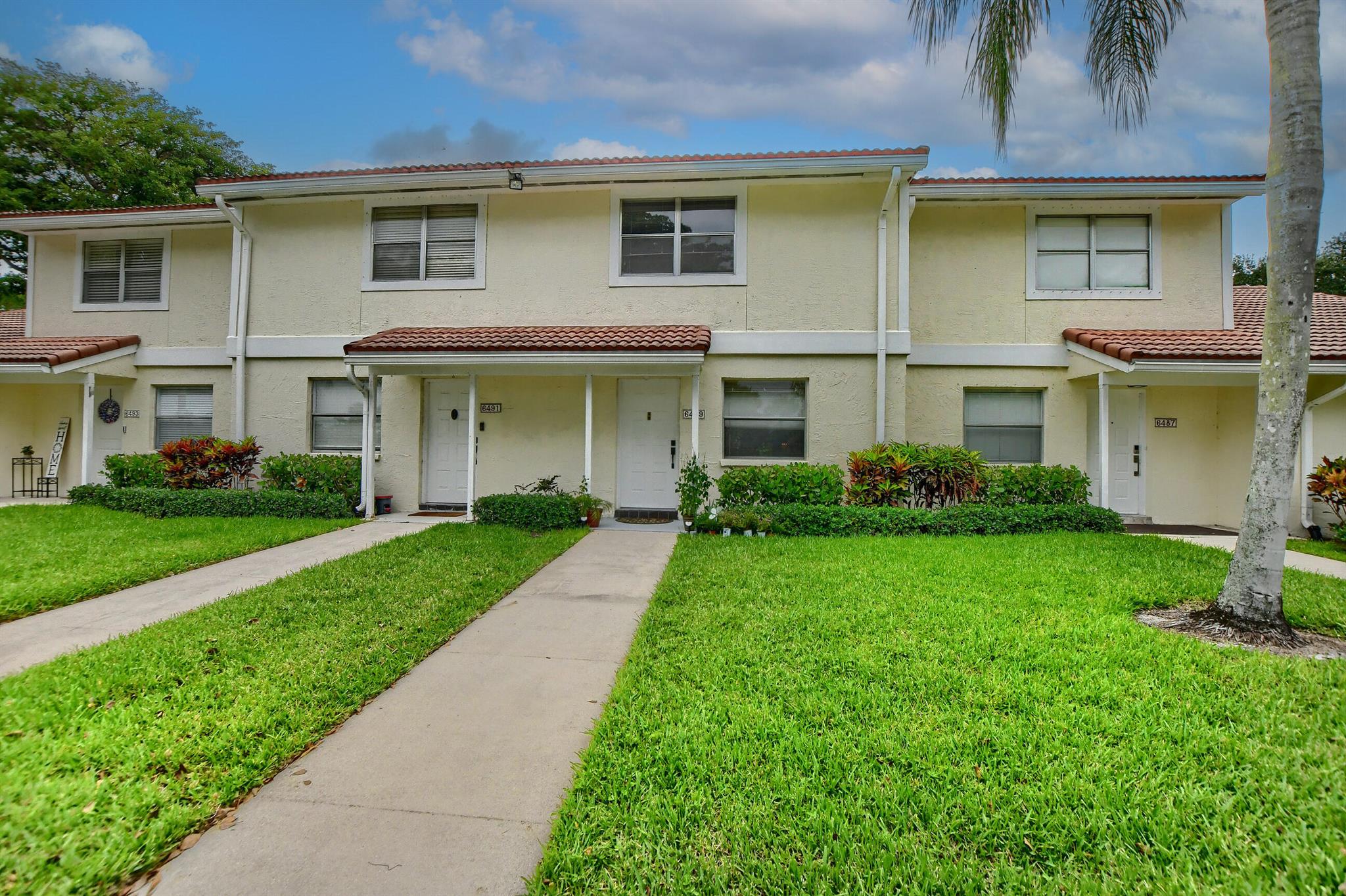 6489 Boca Circle