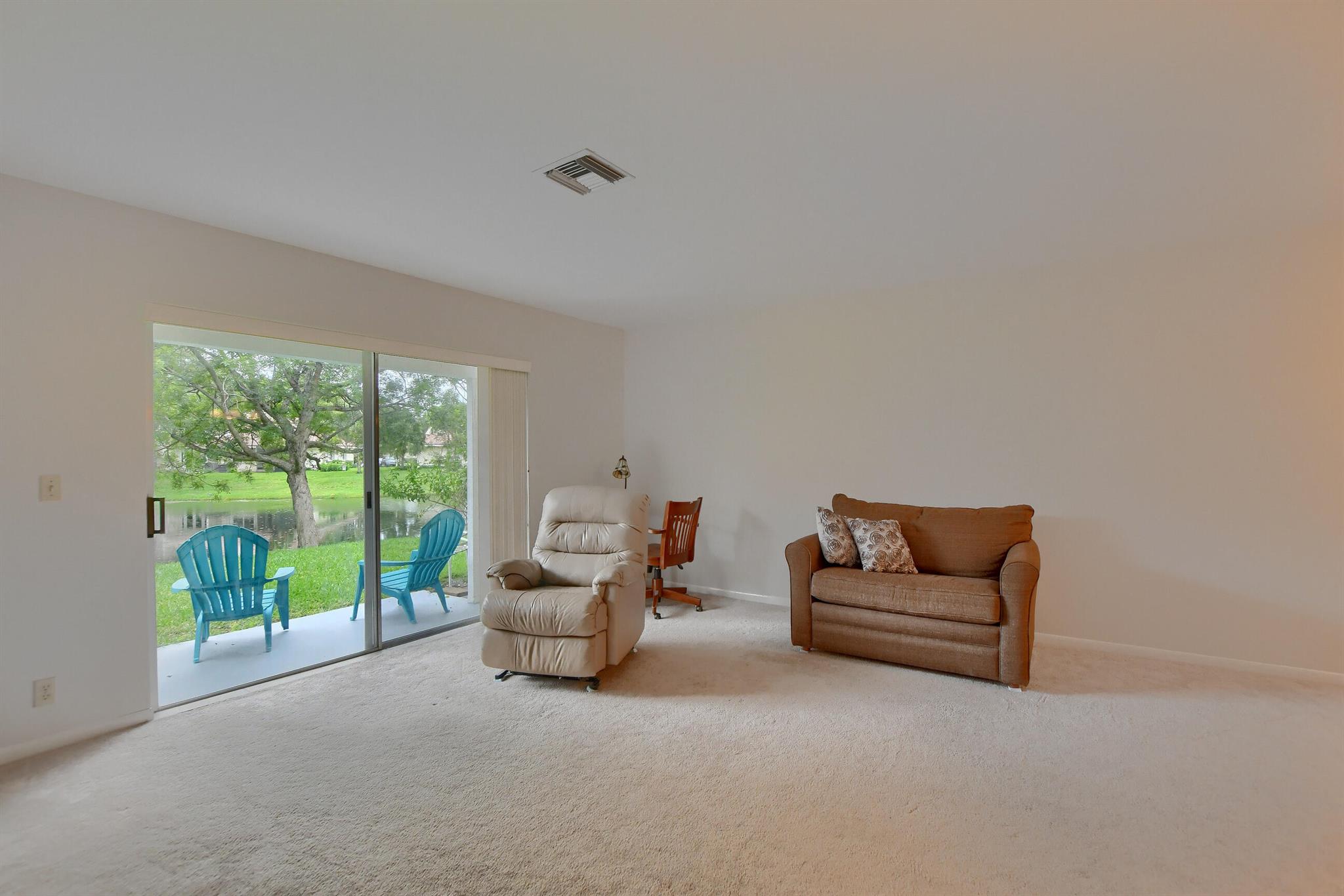 6489 Boca Circle