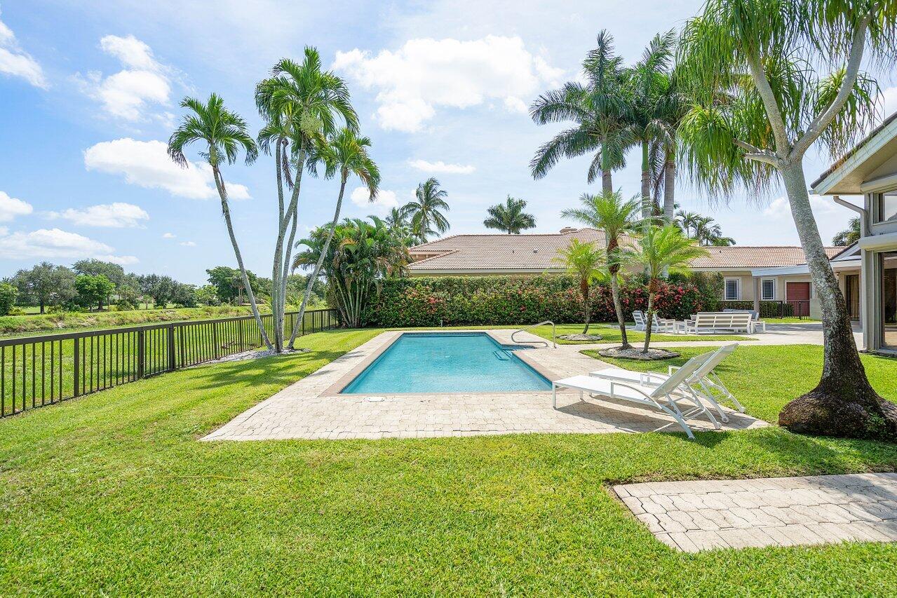 4180 Bocaire Boulevard