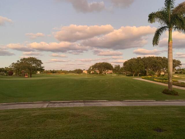 4180 Bocaire Boulevard