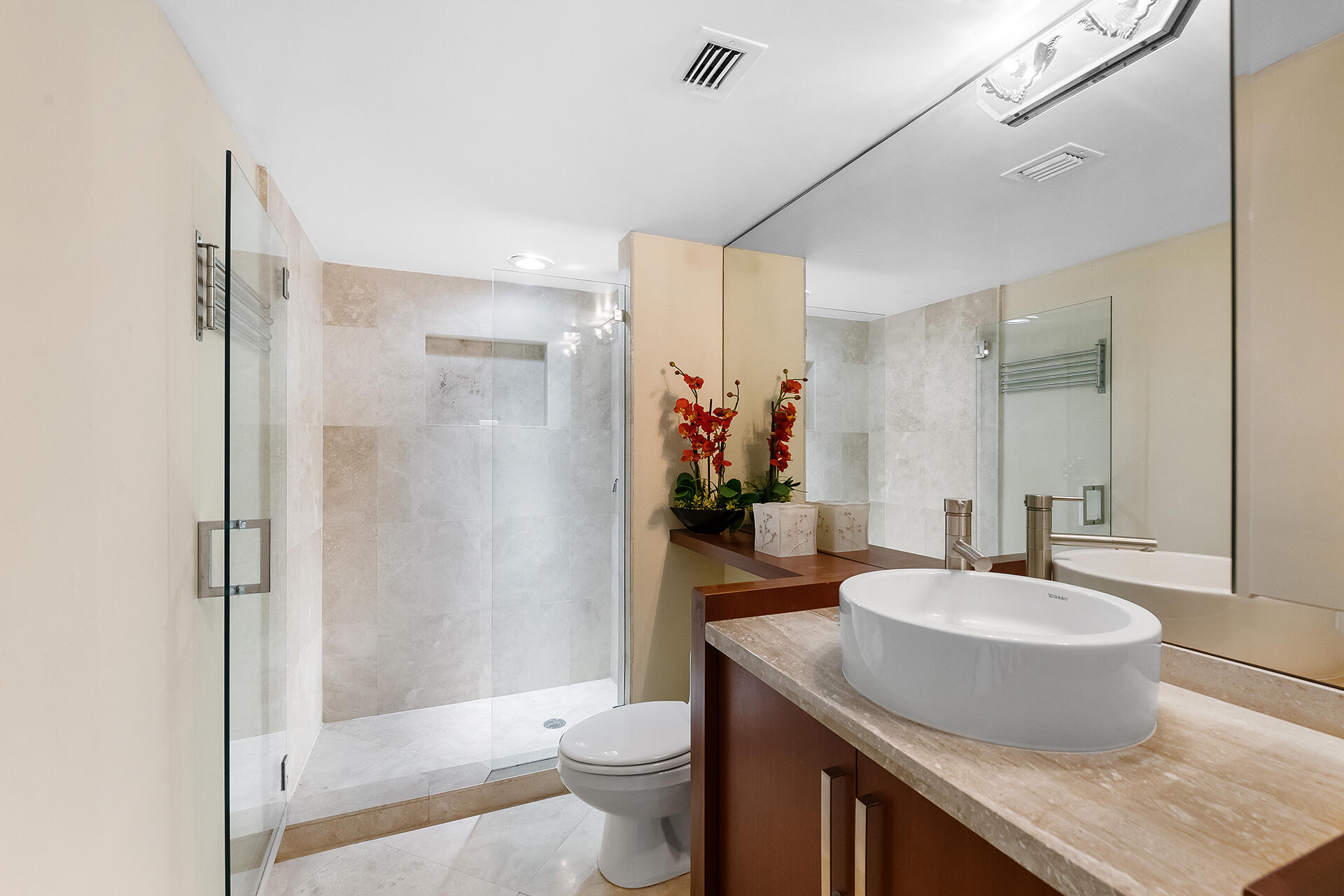 16400 Collins Avenue 1046, Sunny Isles Beach Unit: 1046