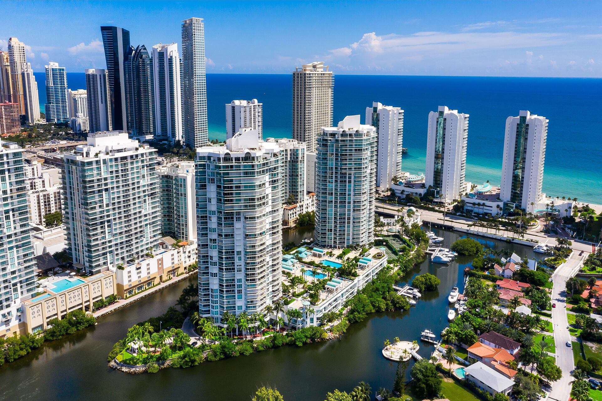 16400 Collins Avenue 1046, Sunny Isles Beach Unit: 1046