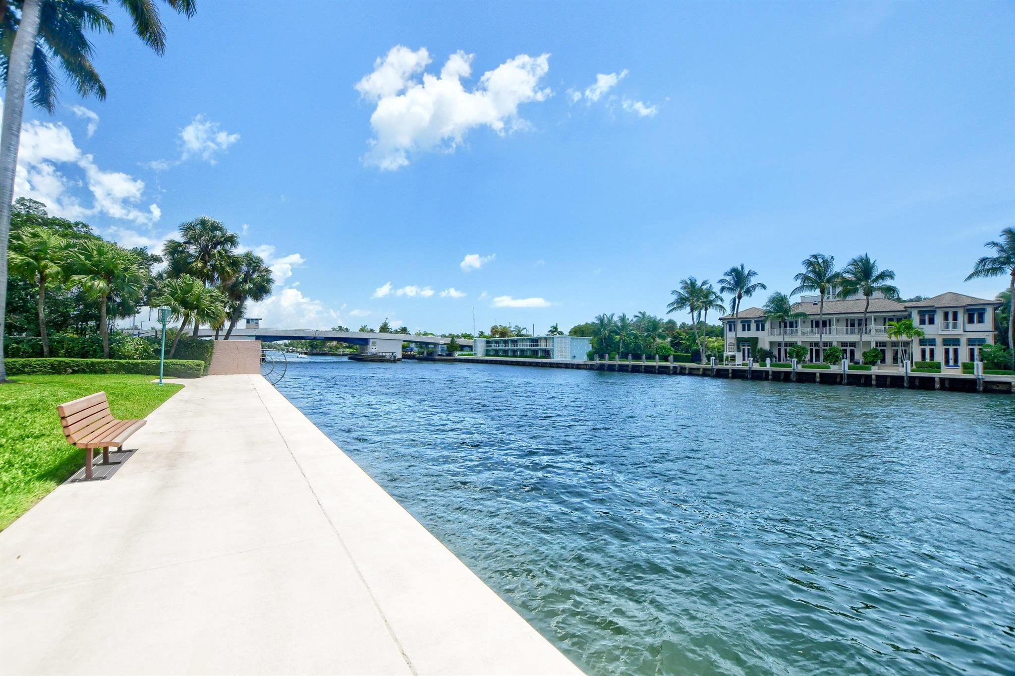 100 SE 5th Avenue 101