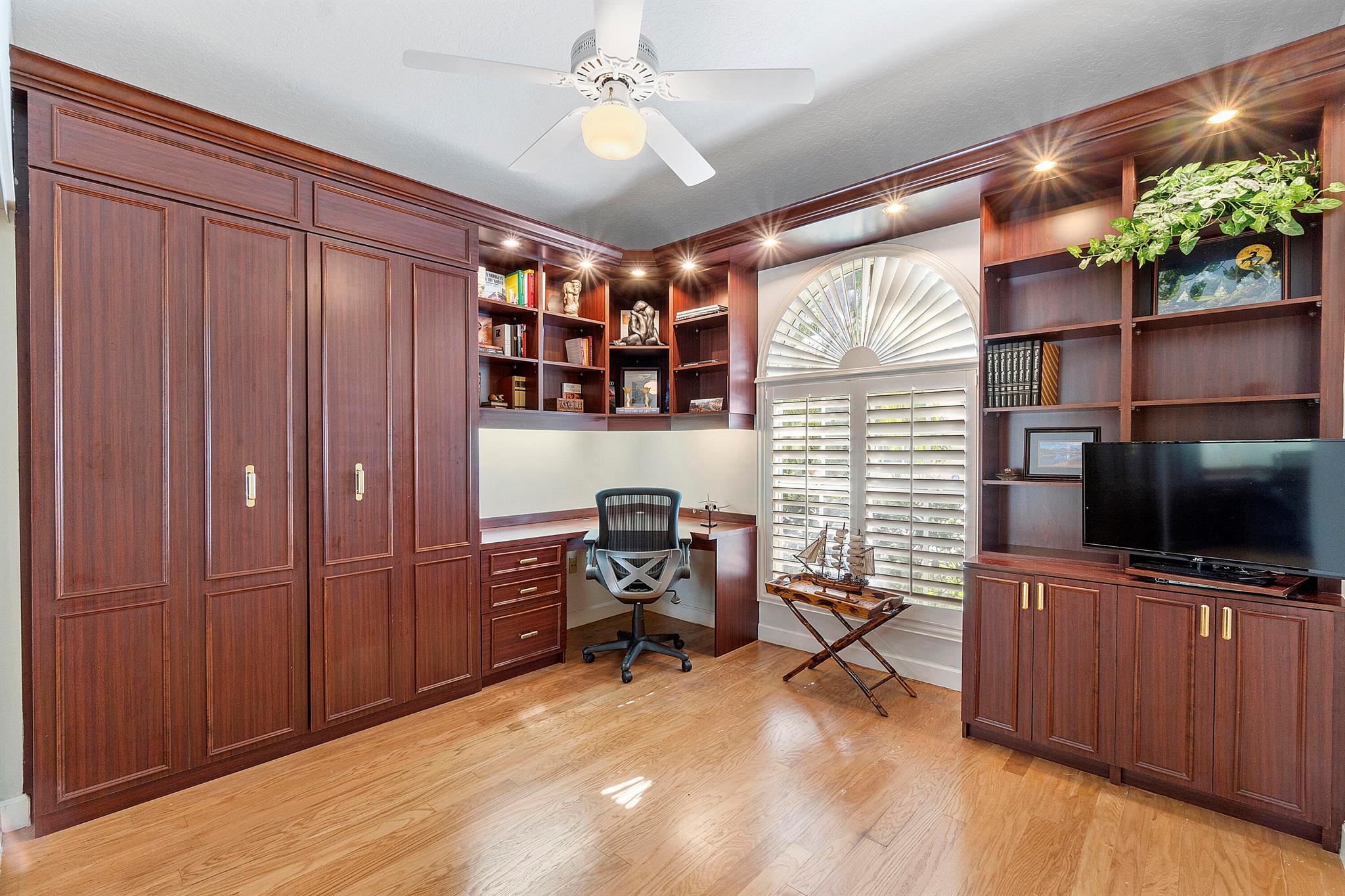 1030 NW 117th Avenue