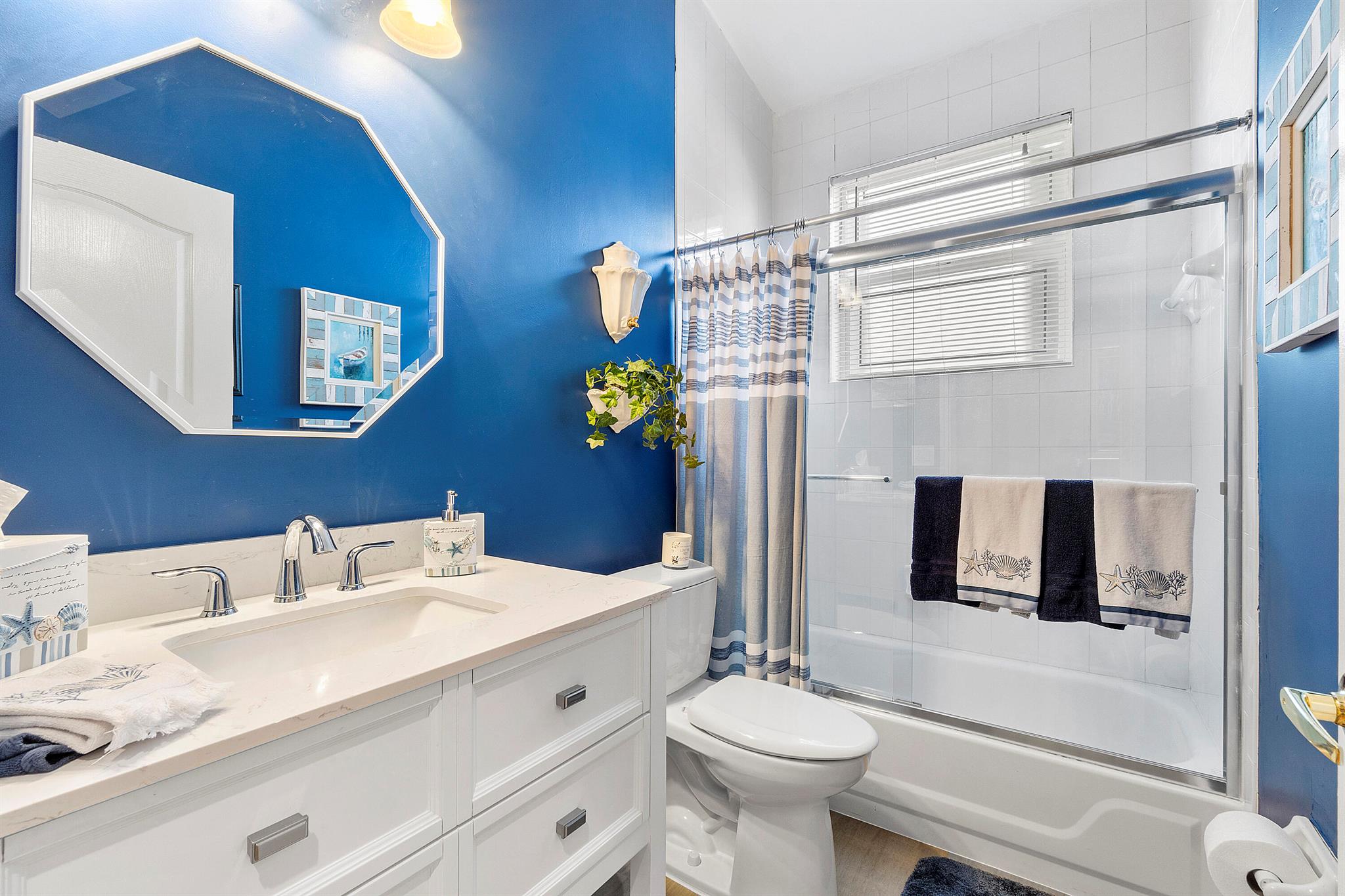 1030 NW 117th Avenue