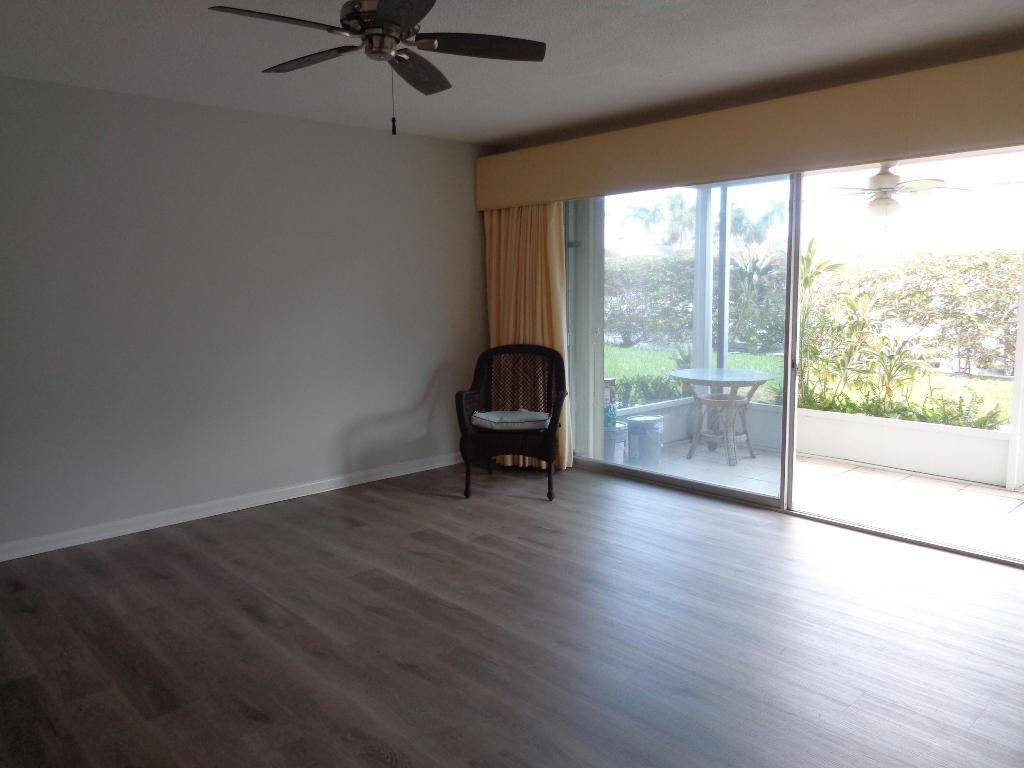 2751 NE 1st Street 101