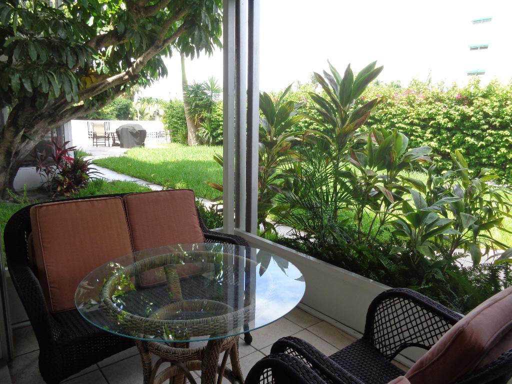 2751 NE 1st Street 101