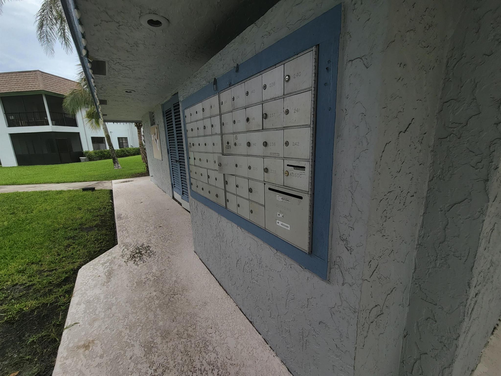 435 Canal Pointe S 1420