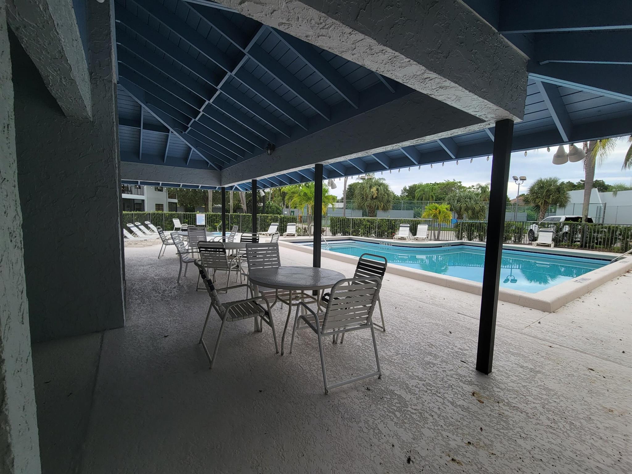 435 Canal Pointe S 1420