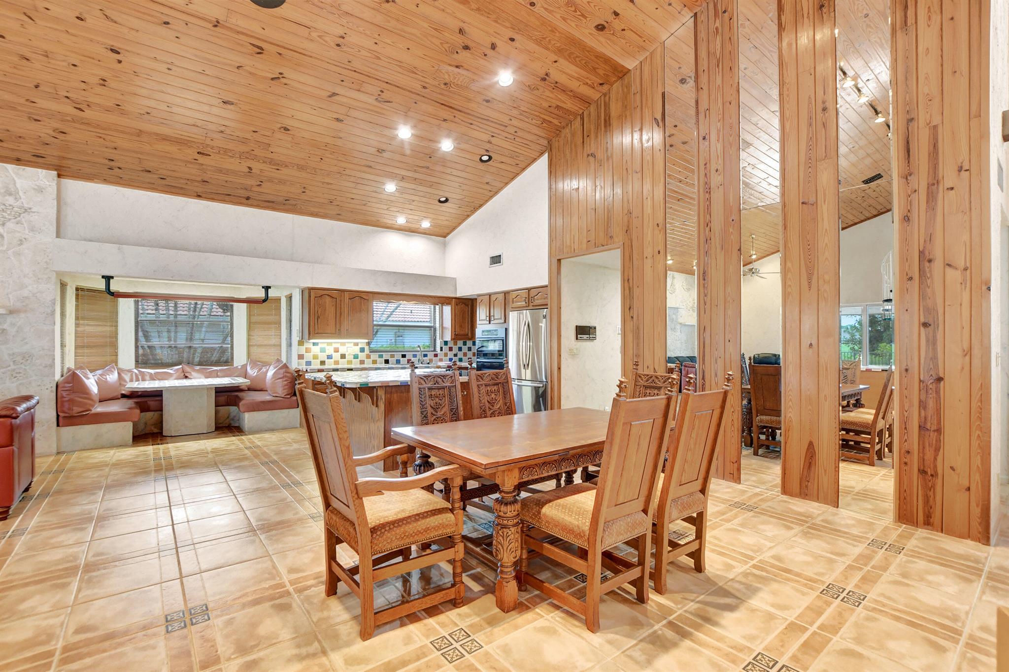 21878 Old Bridge Trail