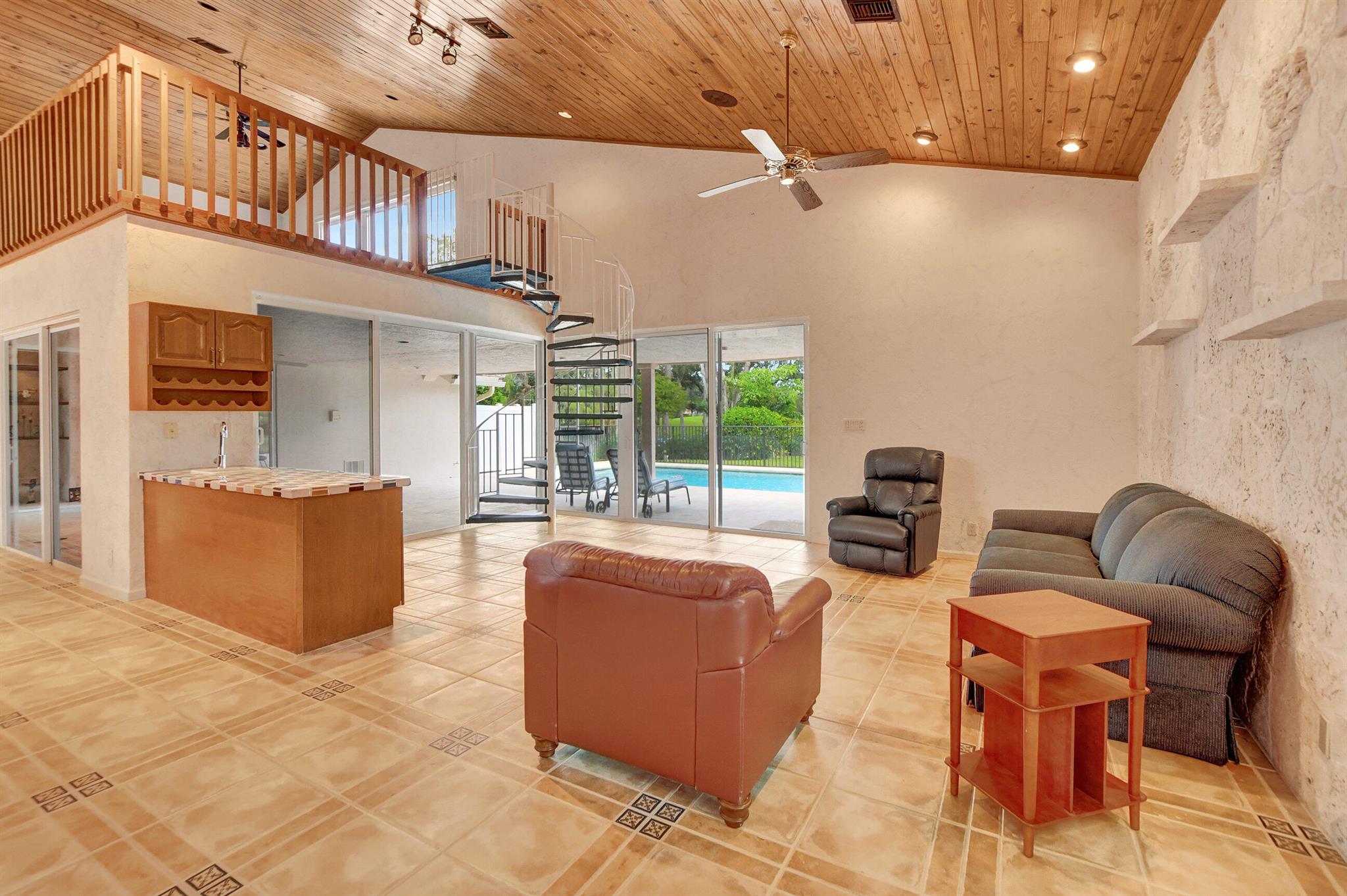 21878 Old Bridge Trail