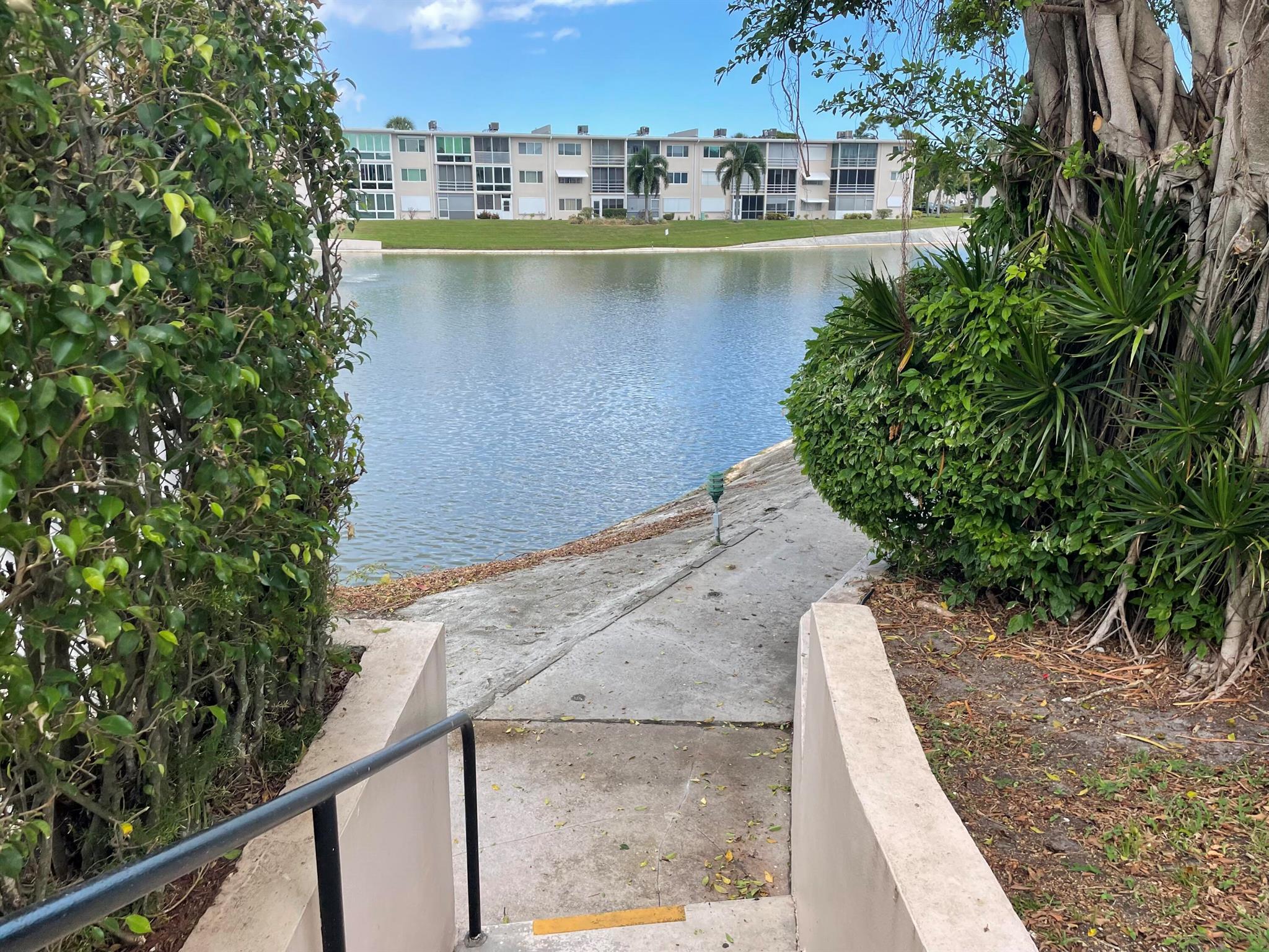 2669 S Garden Drive 102