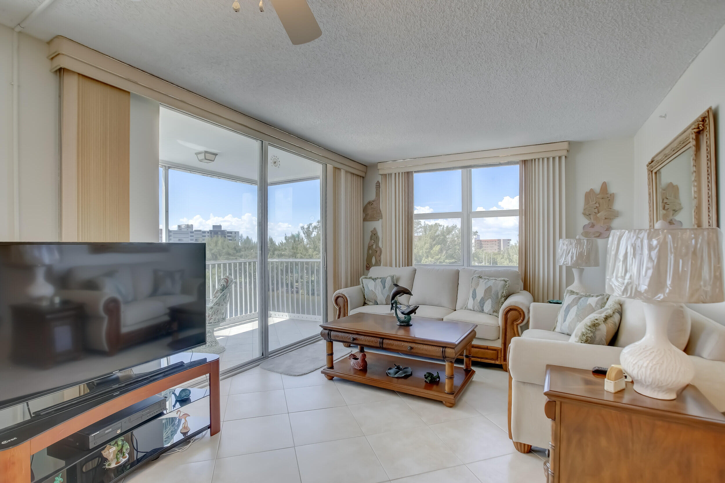 1505 N Riverside Drive 604, Pompano Beach Unit: 604