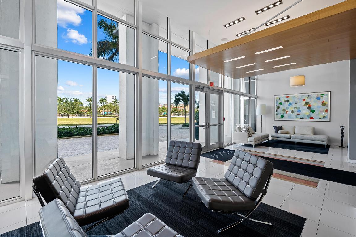 300 S Australian Avenue 1018, West Palm Beach Unit: 1018