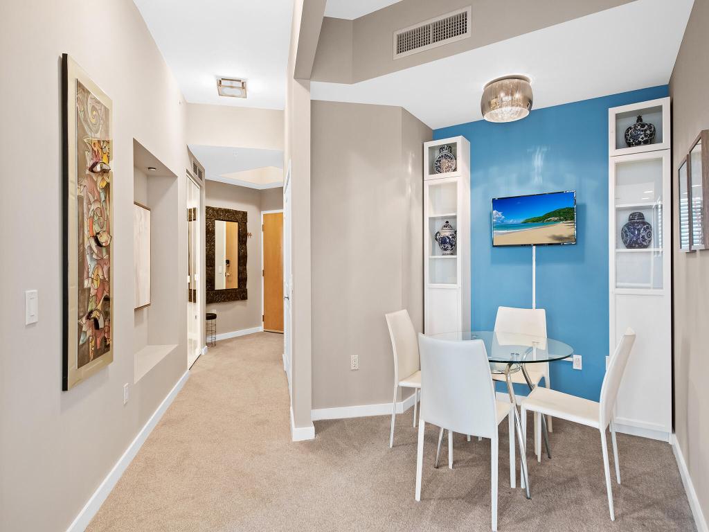 300 S Australian Avenue 1018, West Palm Beach Unit: 1018