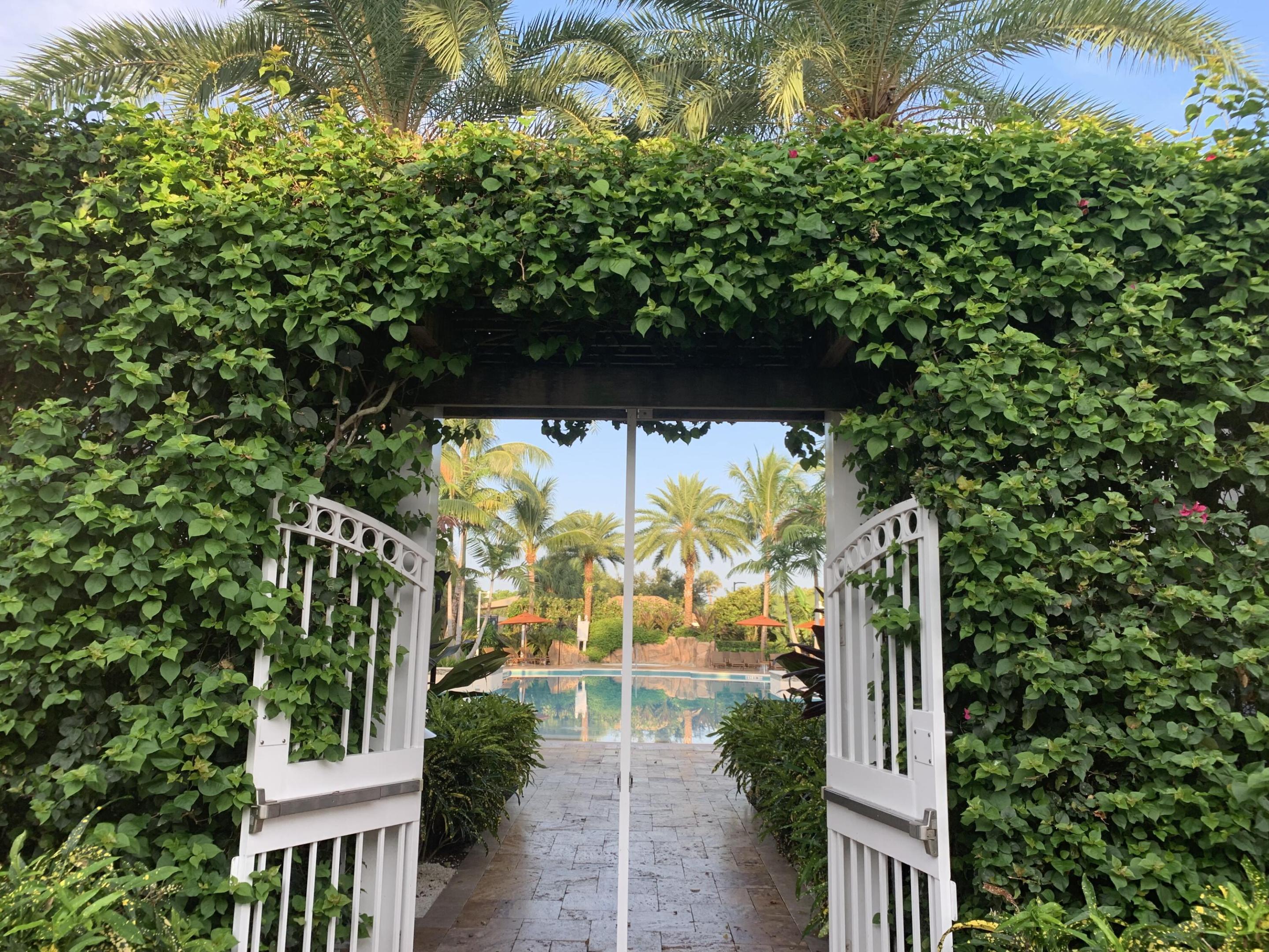 4531 Bocaire Boulevard