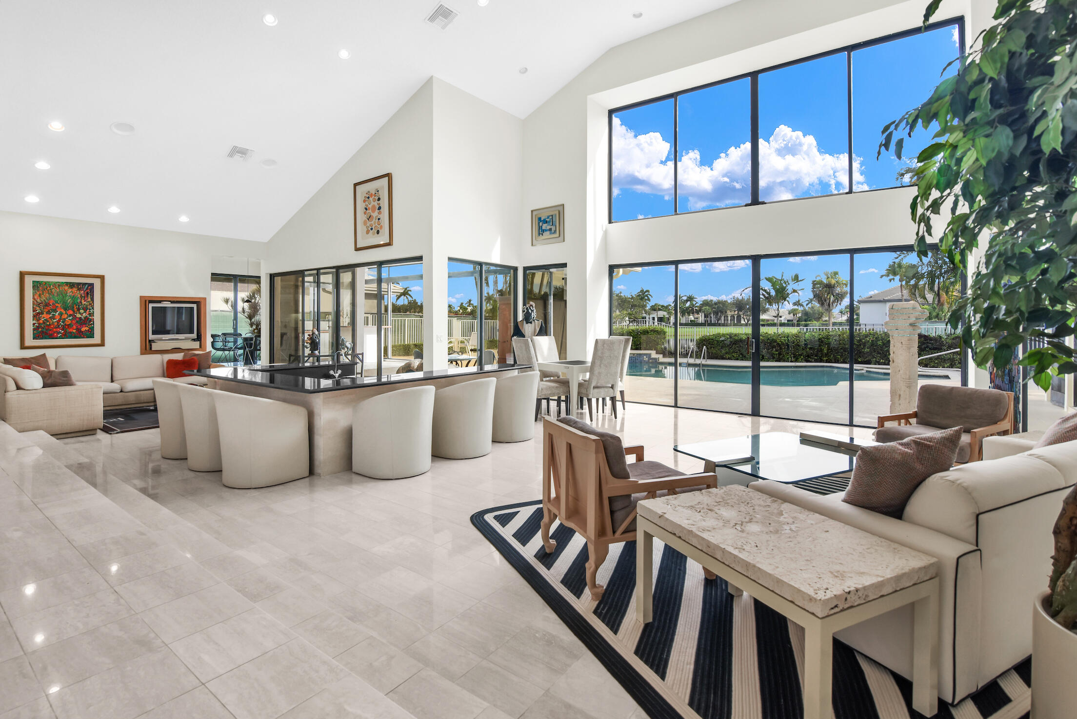 4531 Bocaire Boulevard