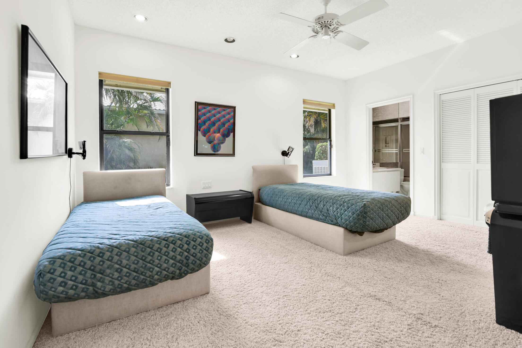 4531 Bocaire Boulevard