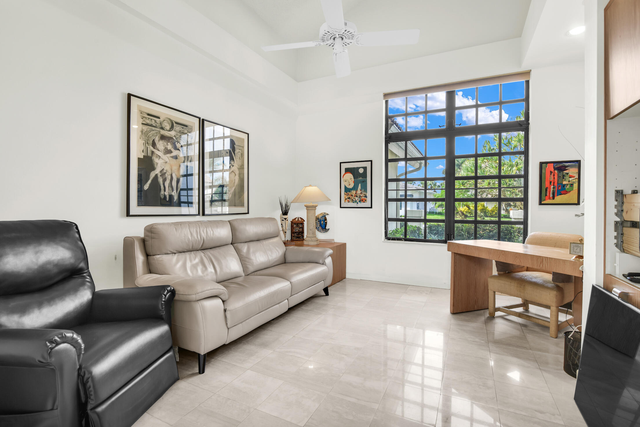 4531 Bocaire Boulevard