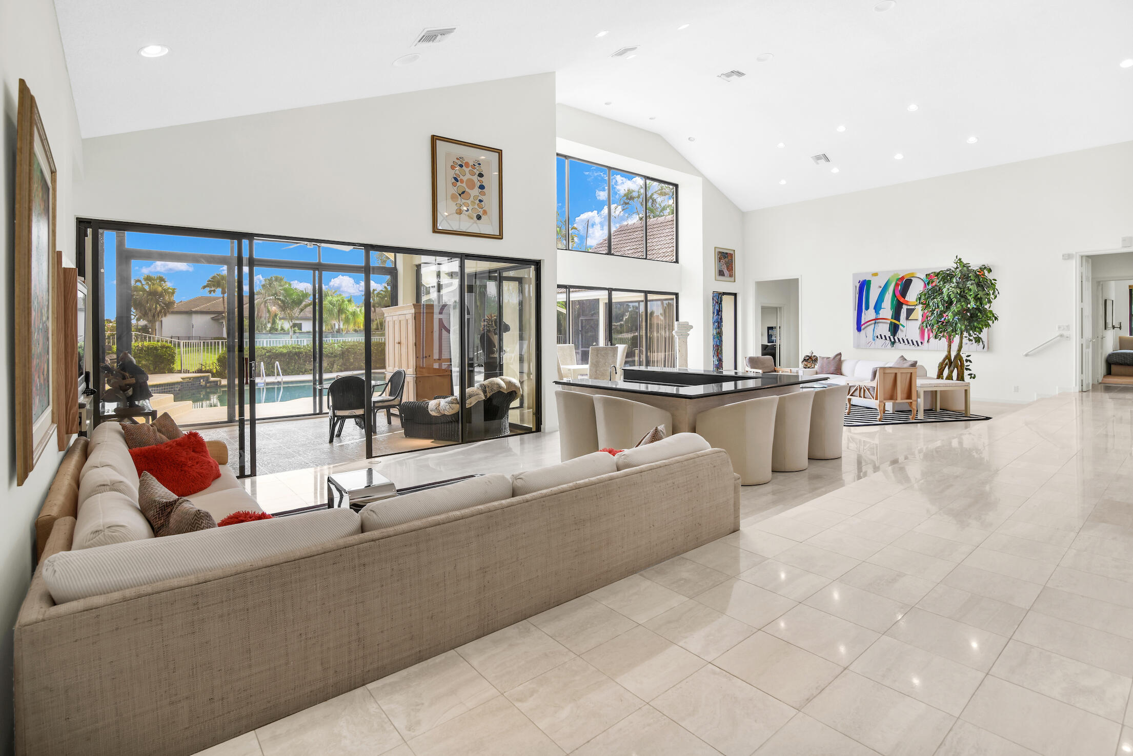 4531 Bocaire Boulevard