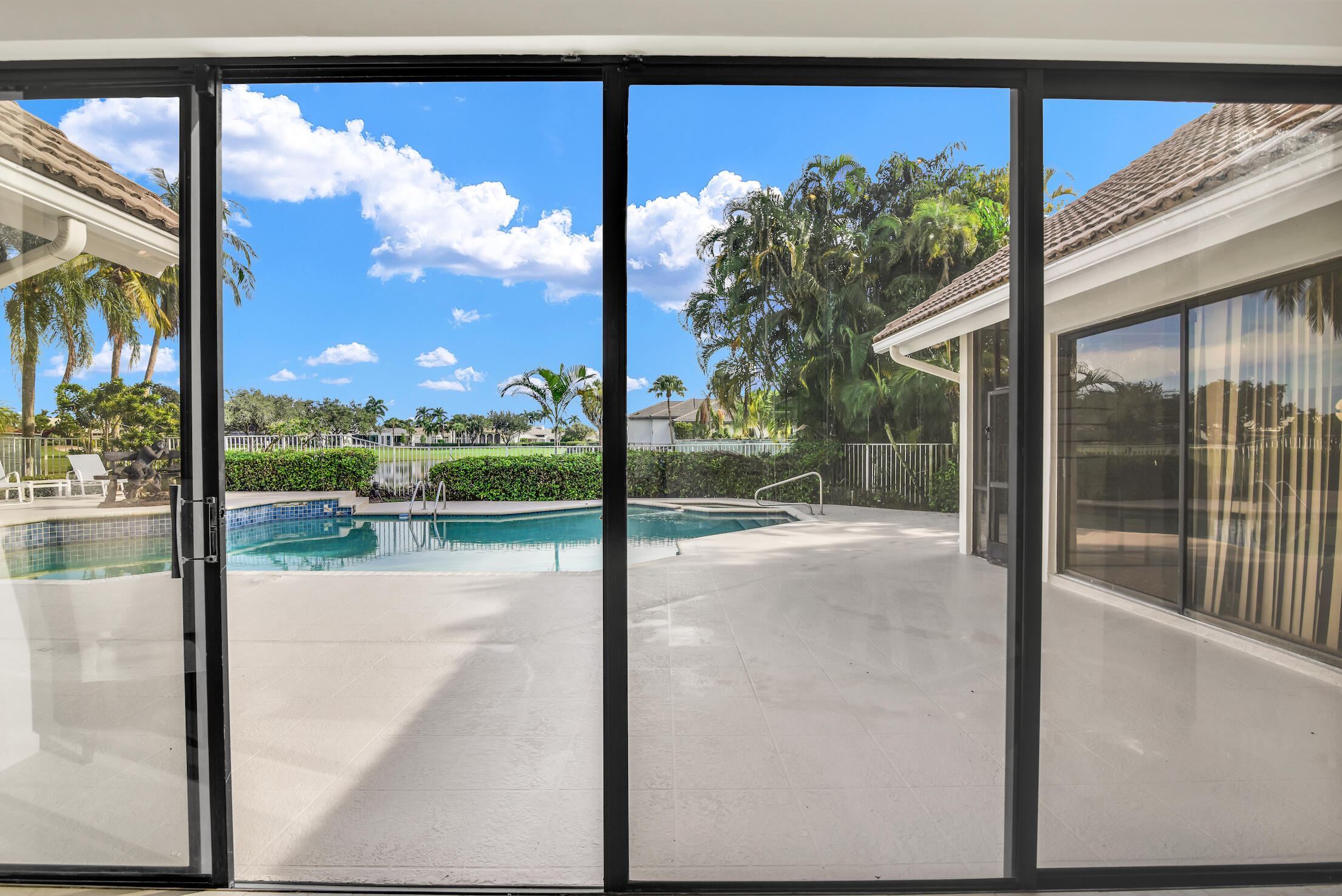 4531 Bocaire Boulevard