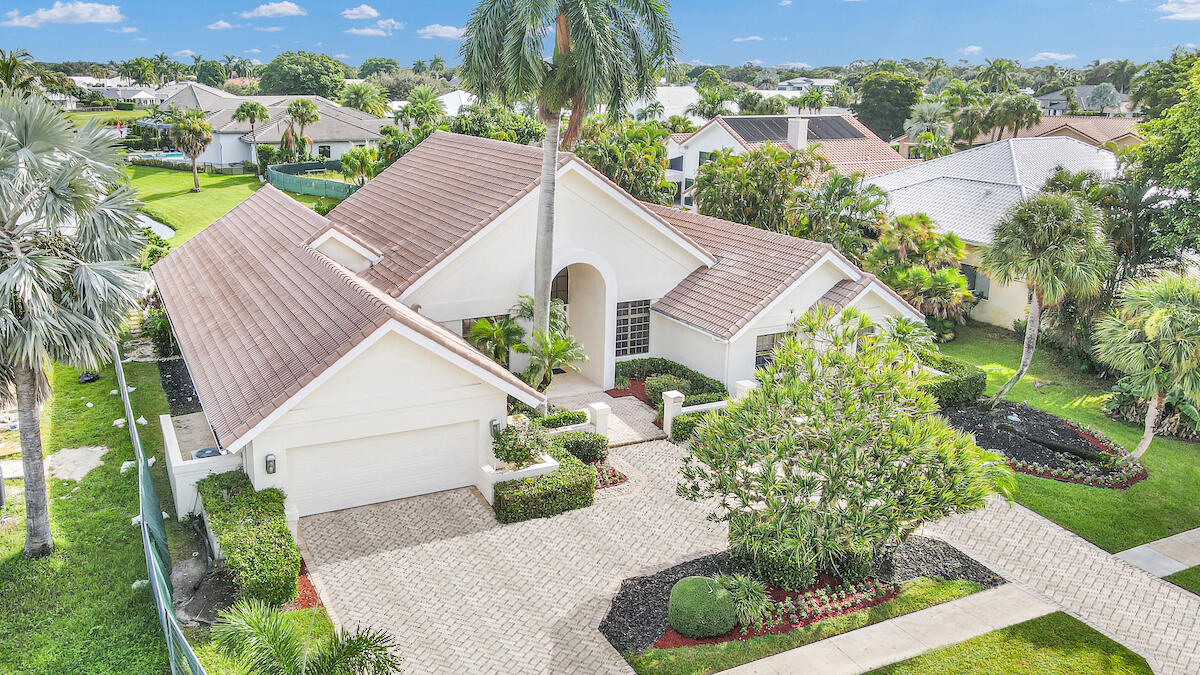 4531 Bocaire Boulevard