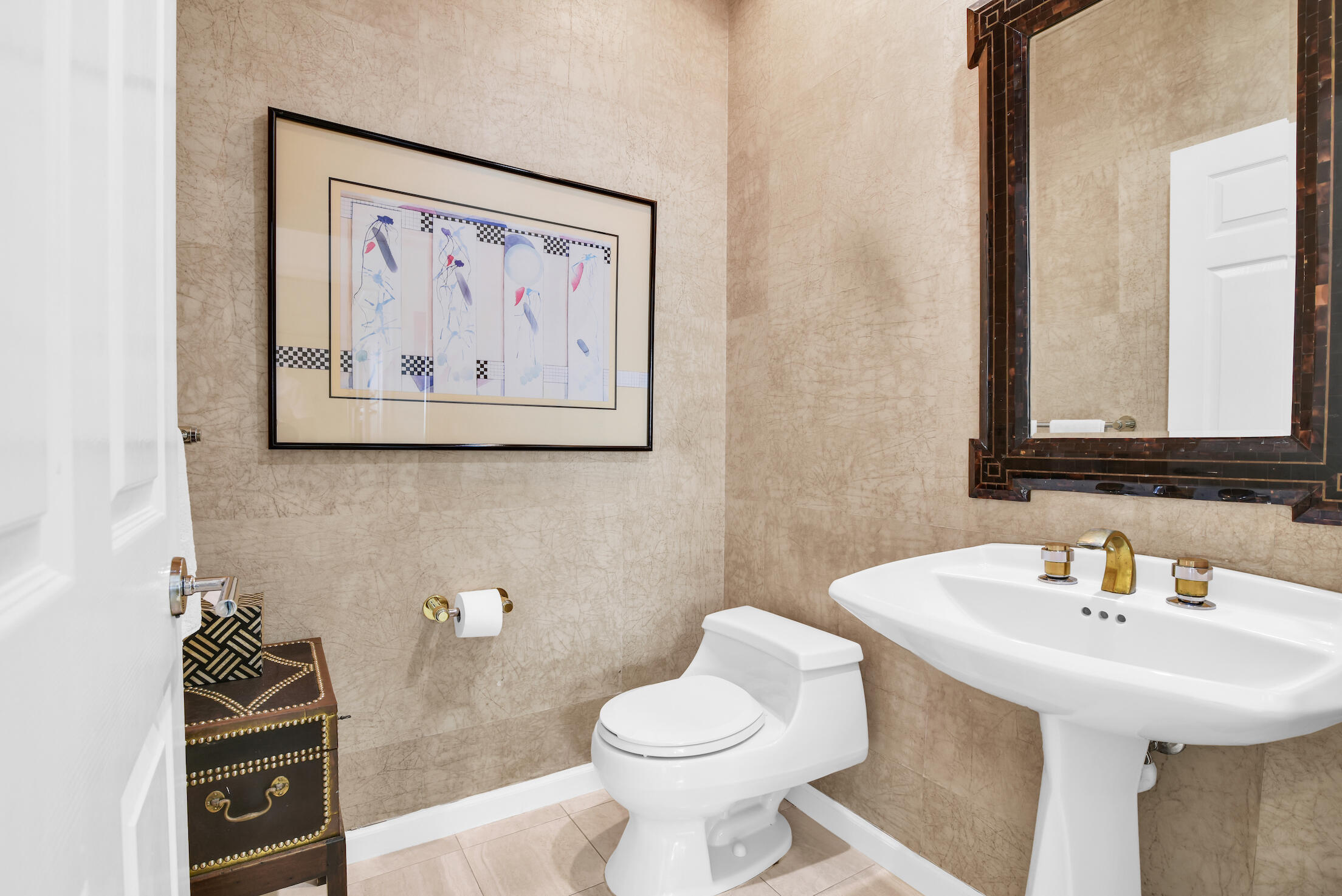 4531 Bocaire Boulevard