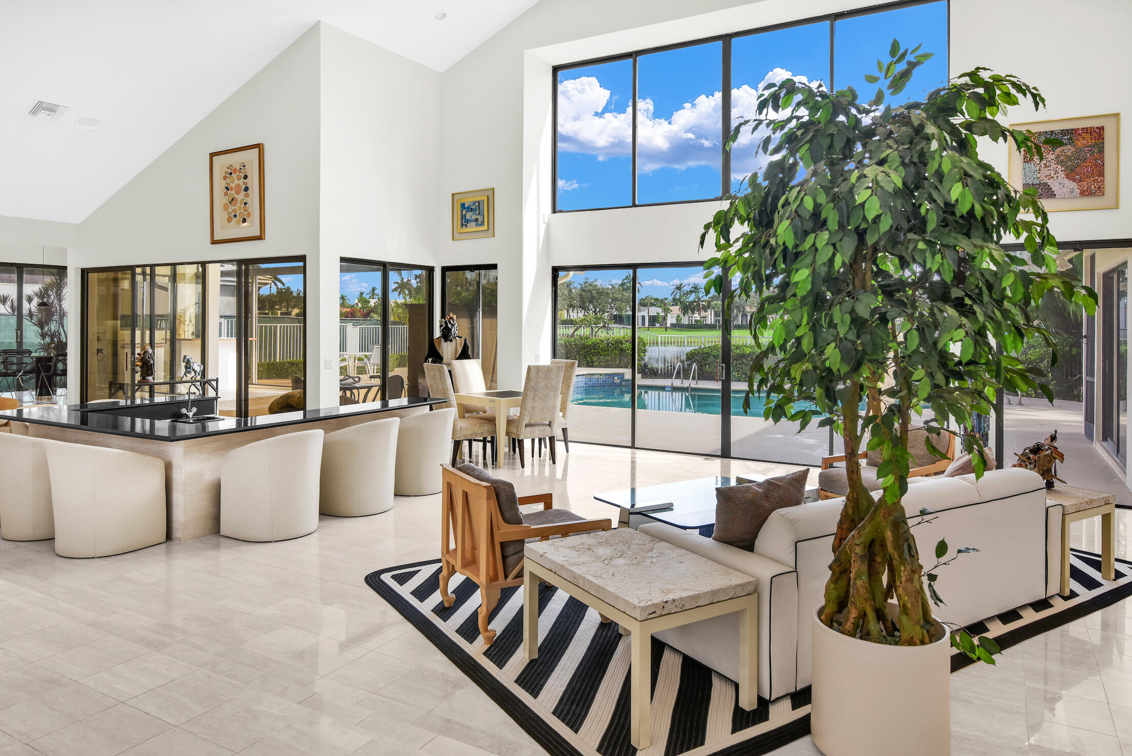 4531 Bocaire Boulevard