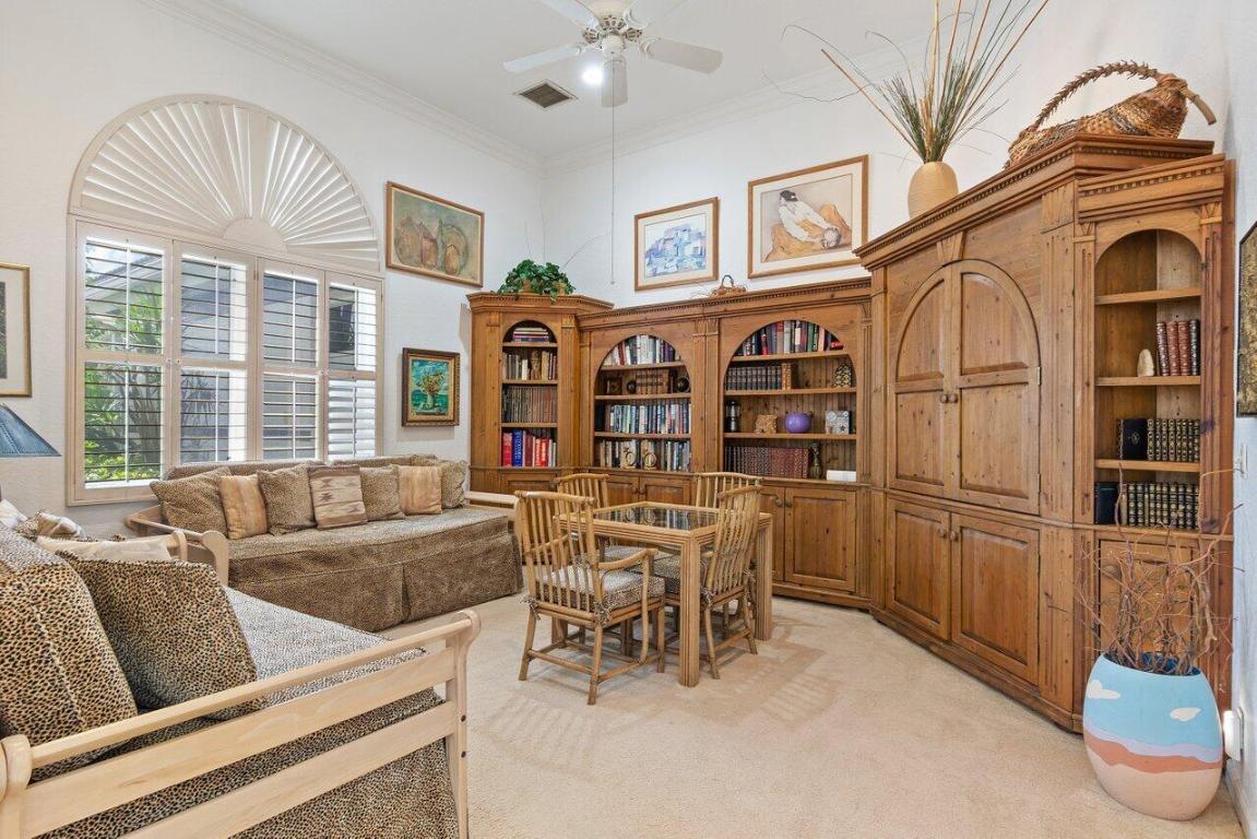 4148 Bocaire Boulevard