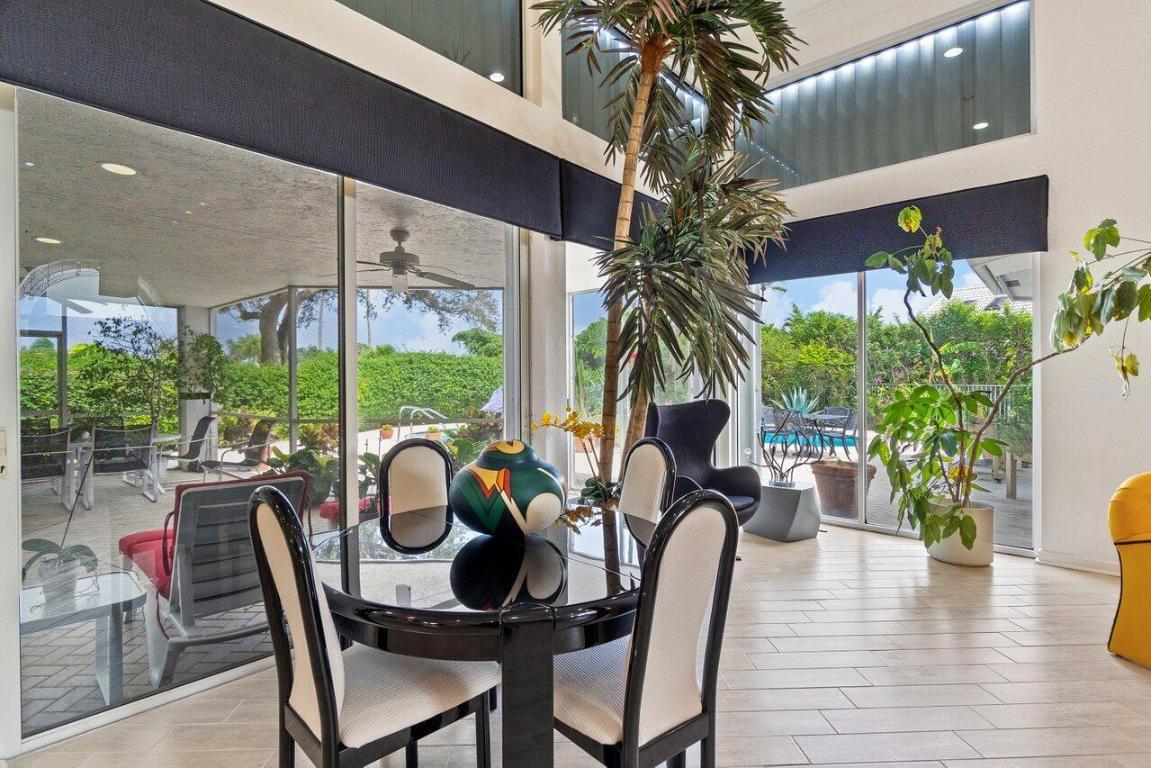 4148 Bocaire Boulevard