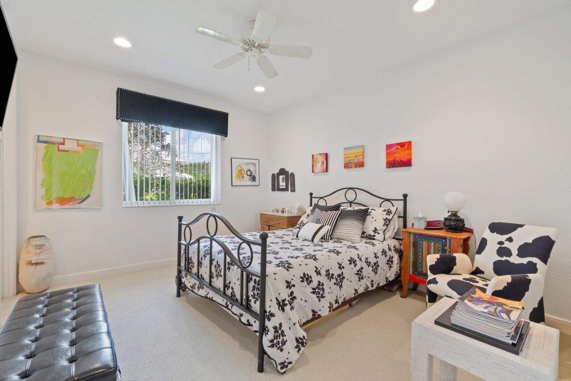 4148 Bocaire Boulevard