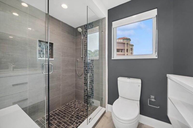 300 SE 5th Avenue 5180