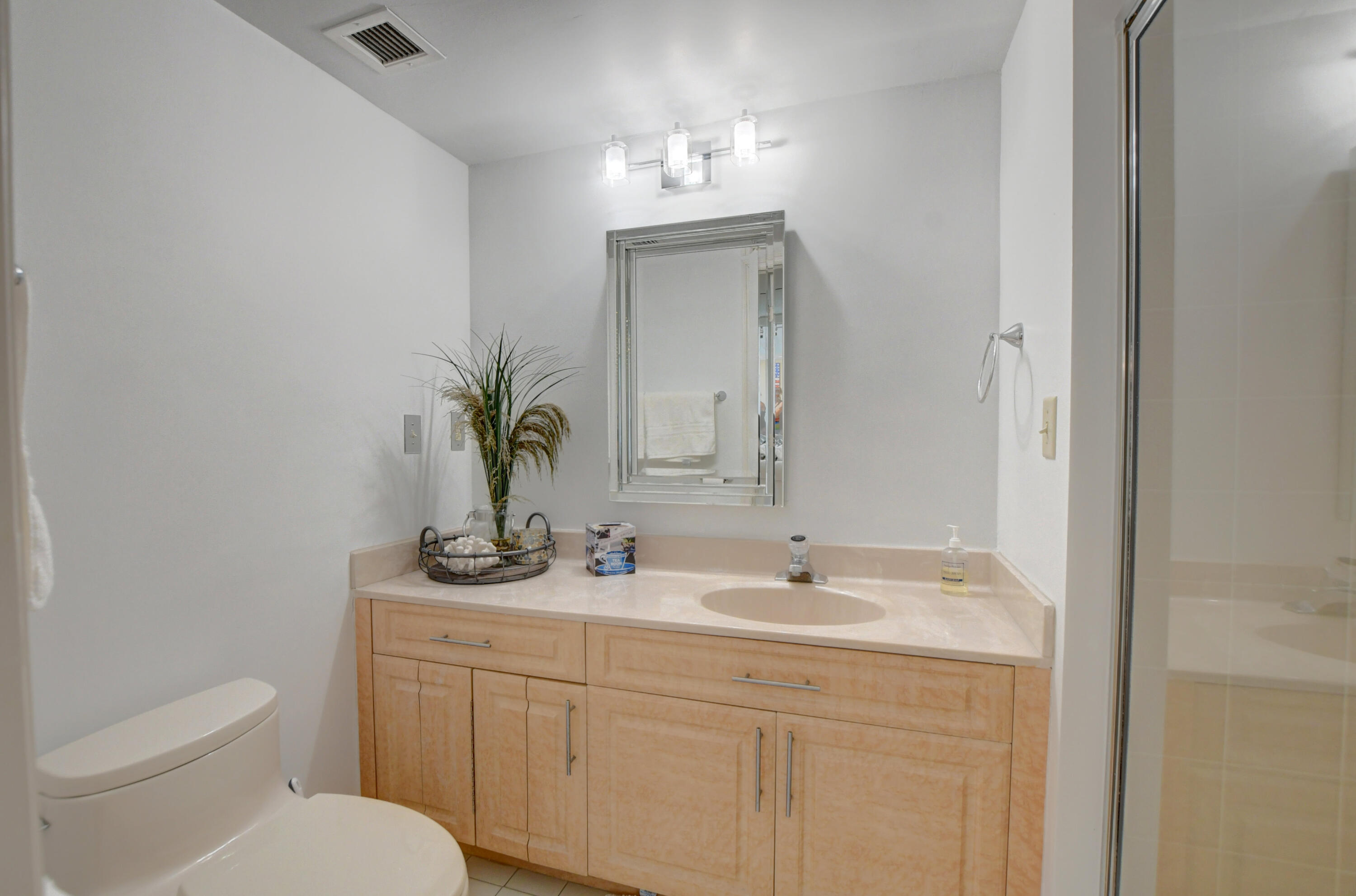 120 SE 5th Avenue 422