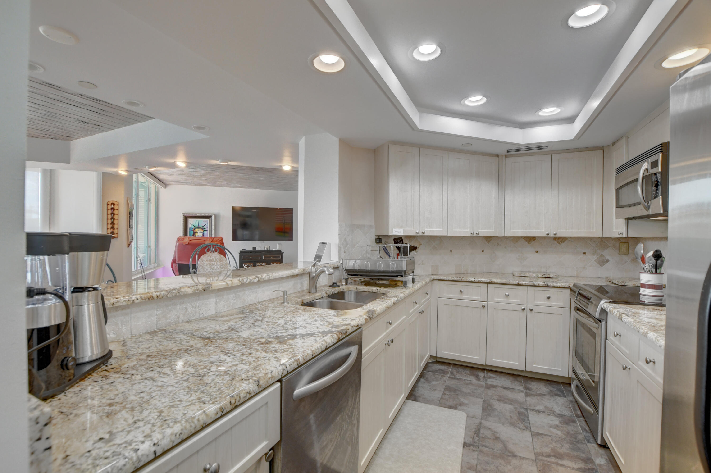 120 SE 5th Avenue 422