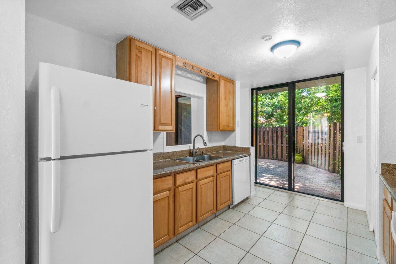 5635 Fox Hollow Drive D