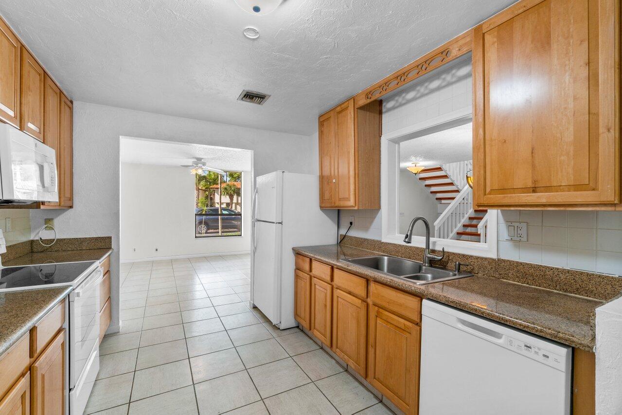 5635 Fox Hollow Drive D