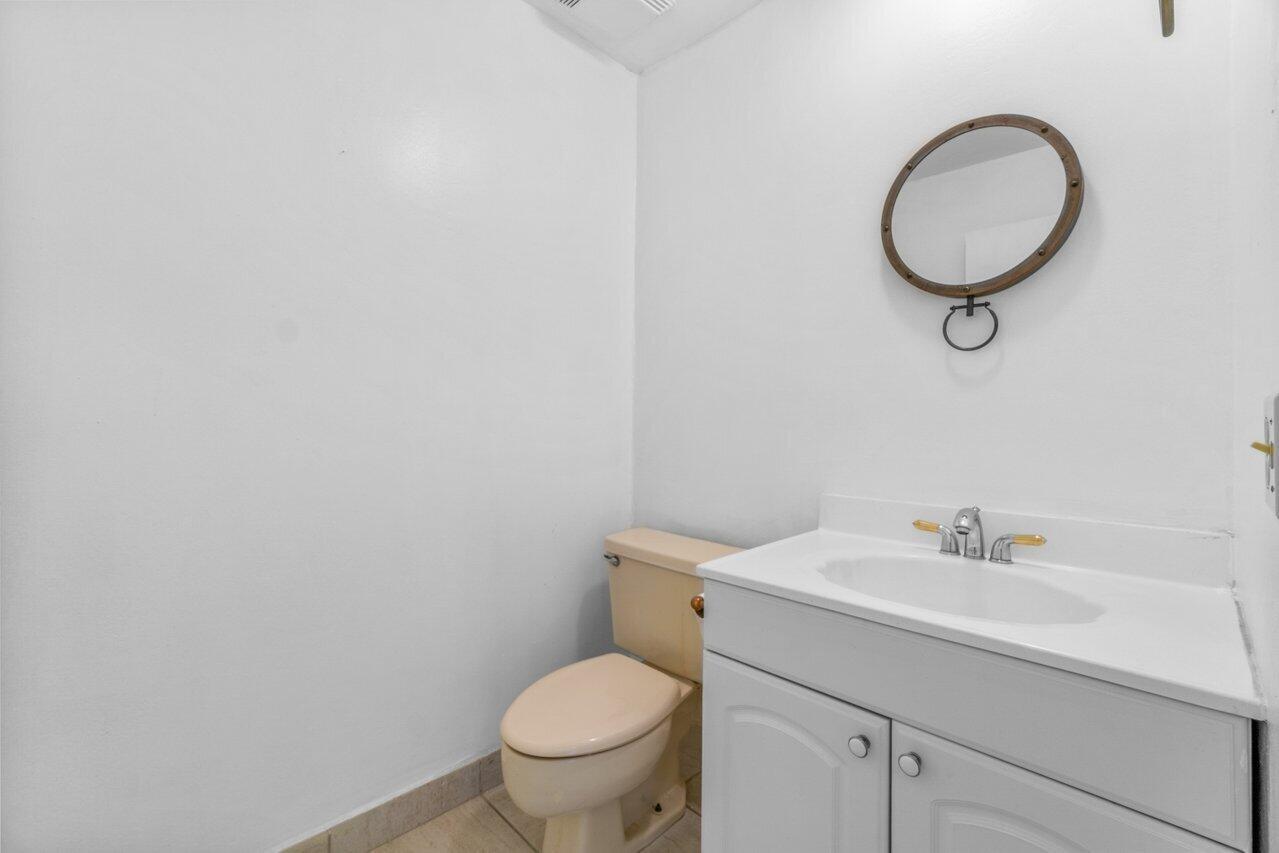 5635 Fox Hollow Drive D