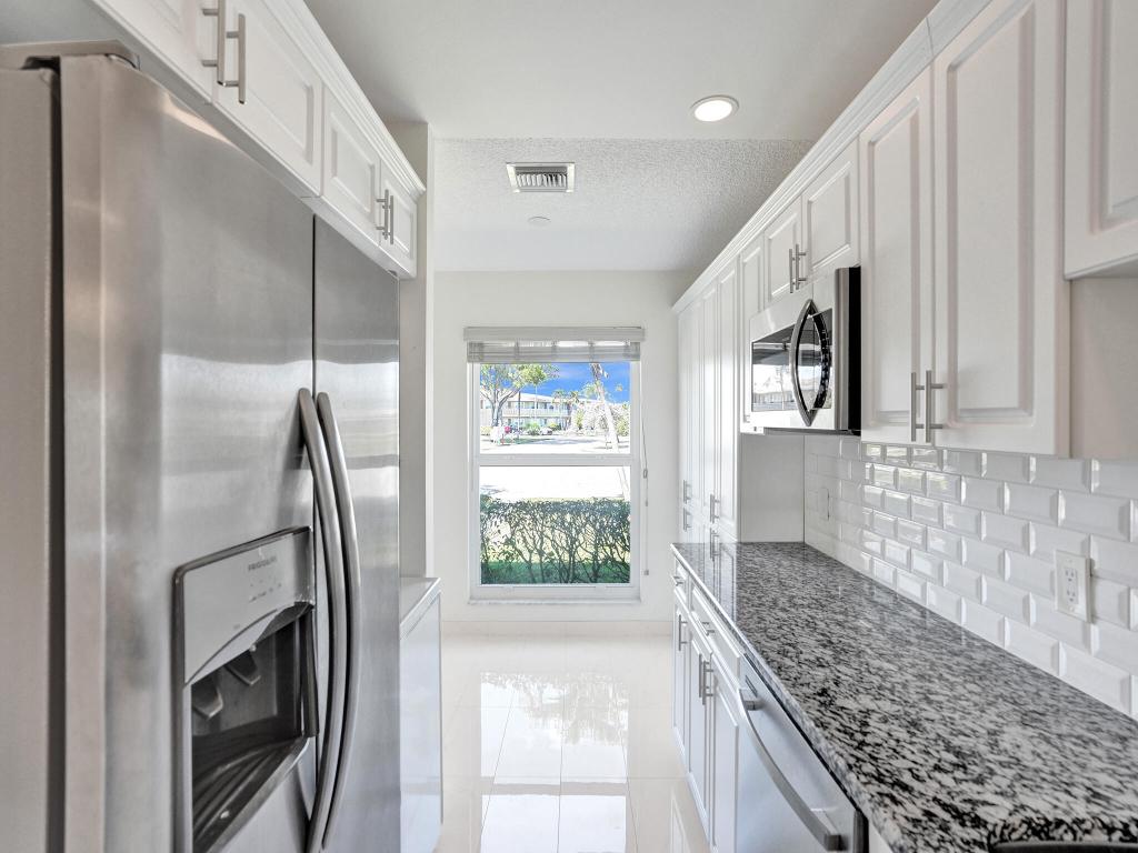 1120 Lemon Tree Terrace D