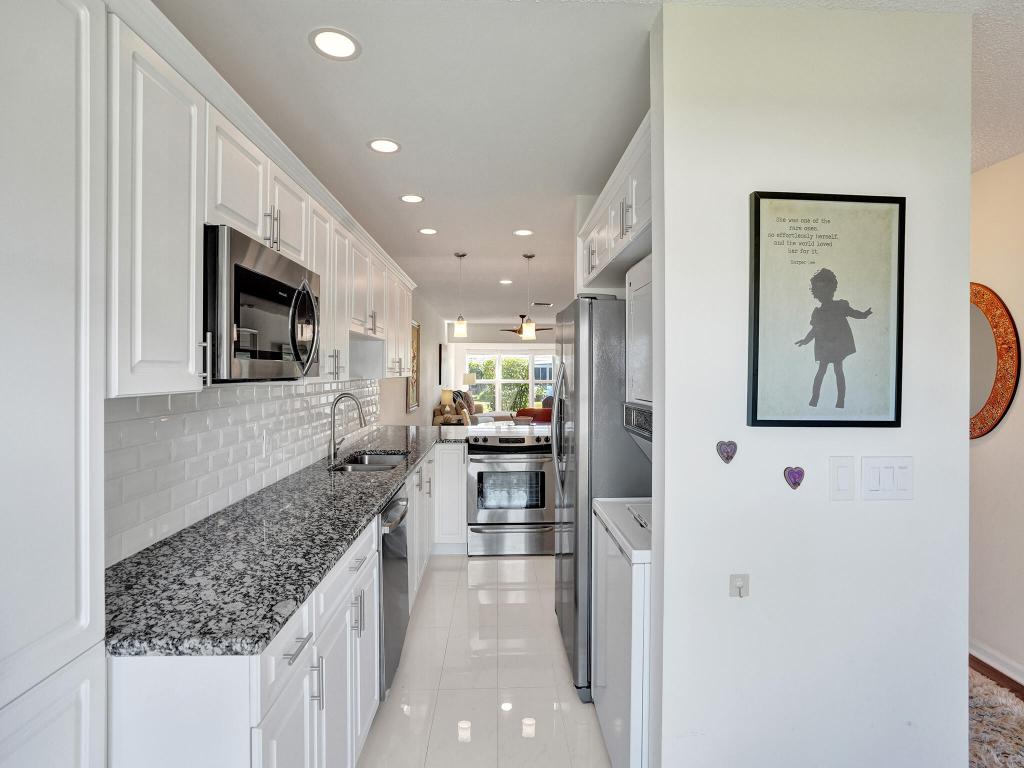 1120 Lemon Tree Terrace D