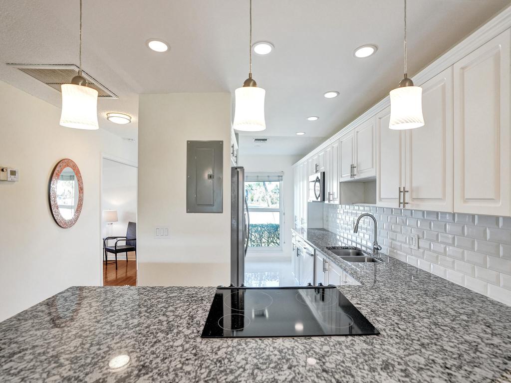 1120 Lemon Tree Terrace D