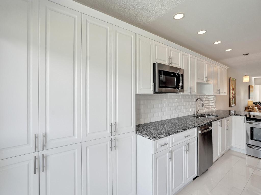 1120 Lemon Tree Terrace D