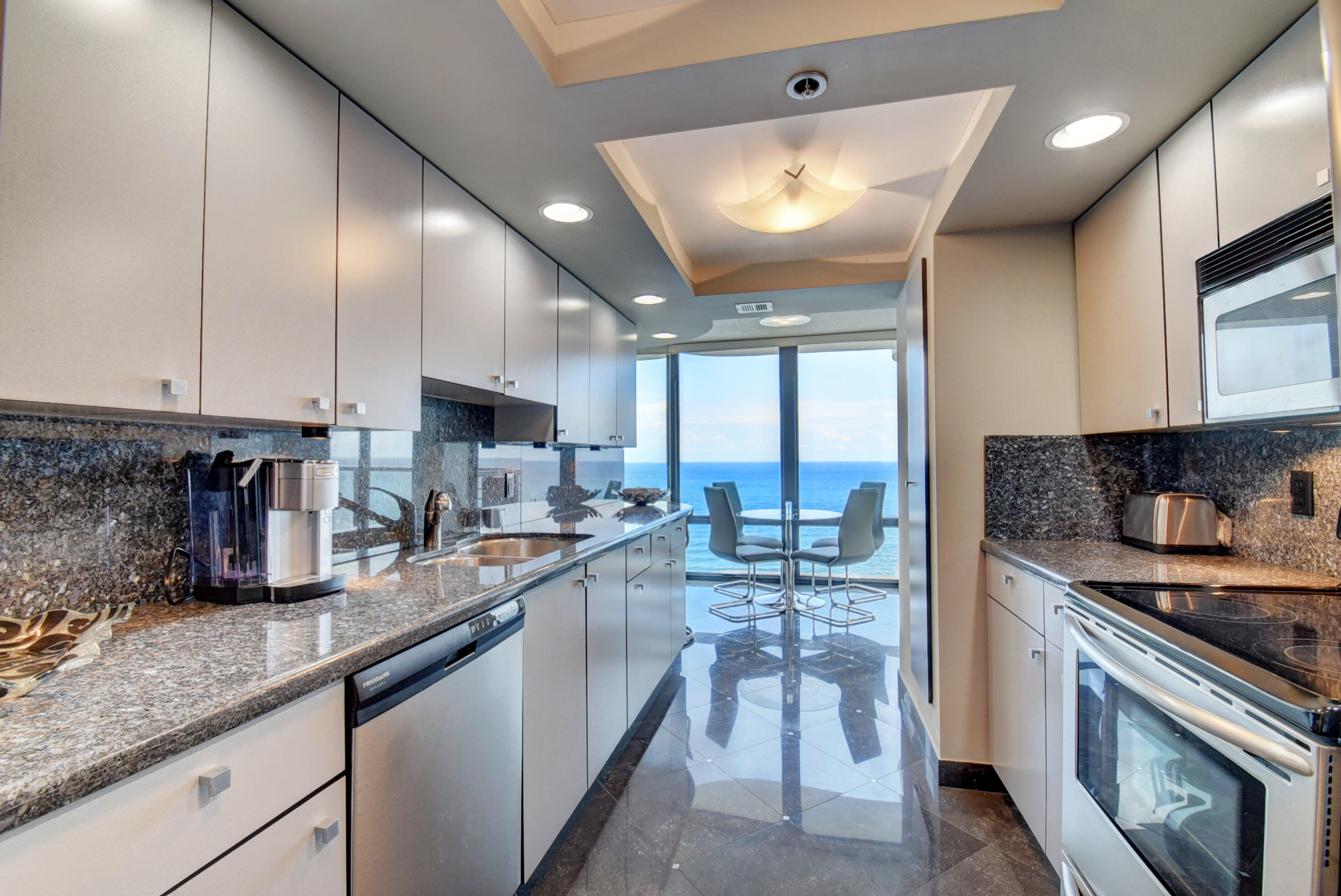 250 S Ocean Boulevard 15-A