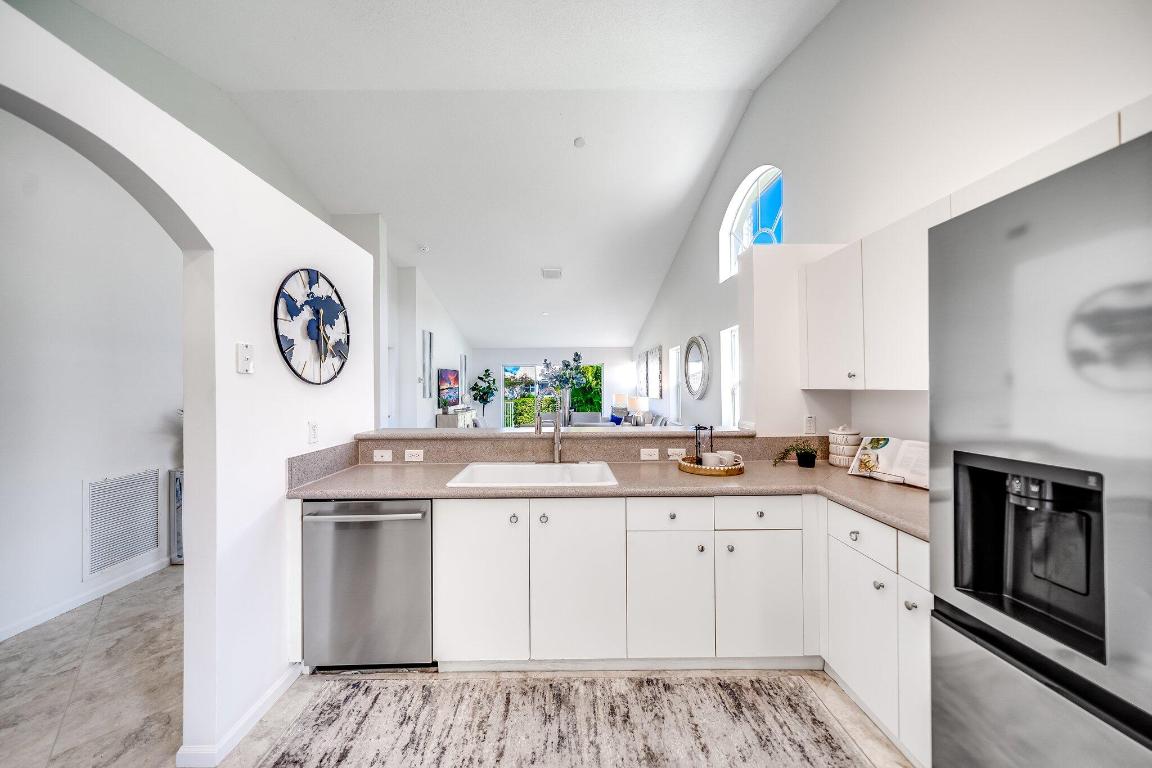 13023 Hampton Lakes Circle