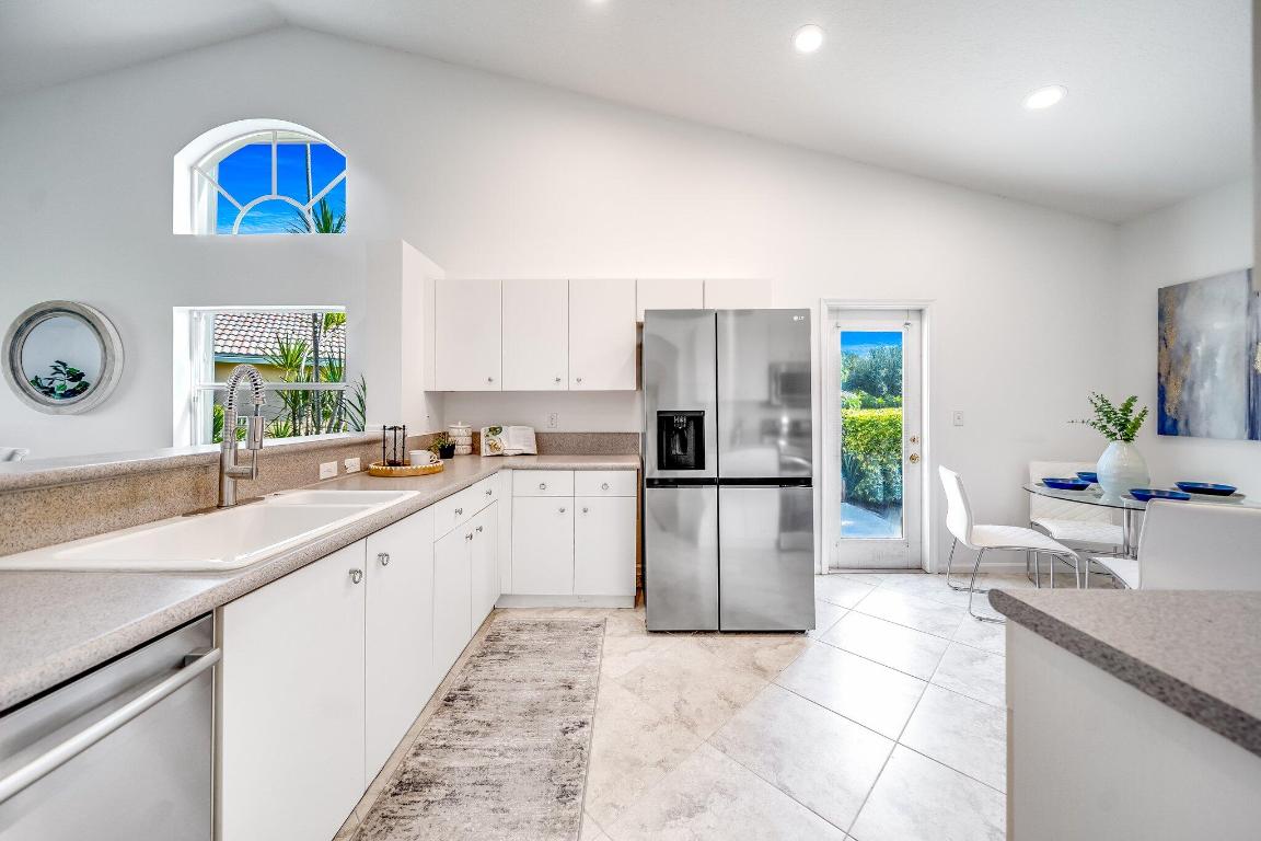 13023 Hampton Lakes Circle